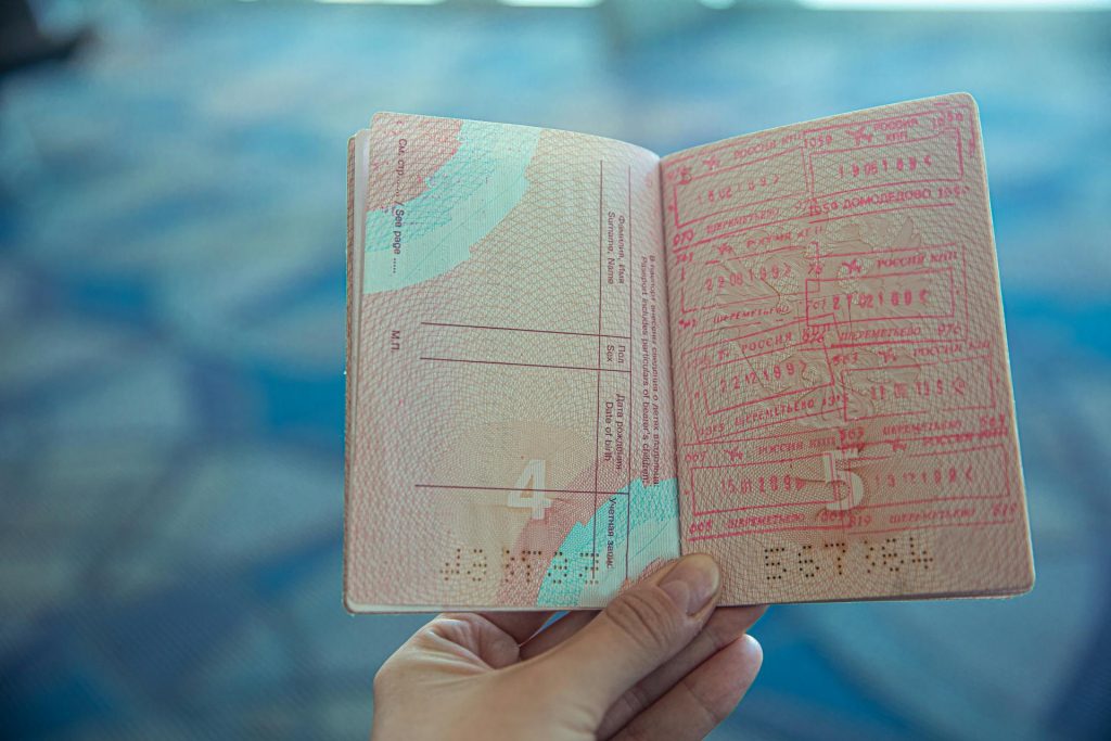 Le passeport fait partie des documents que vous devez préparer afin de pouvoir prendre un ferry avec votre camping-car en direction du Maroc